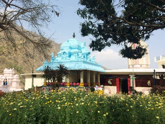 Haida Khan Temple