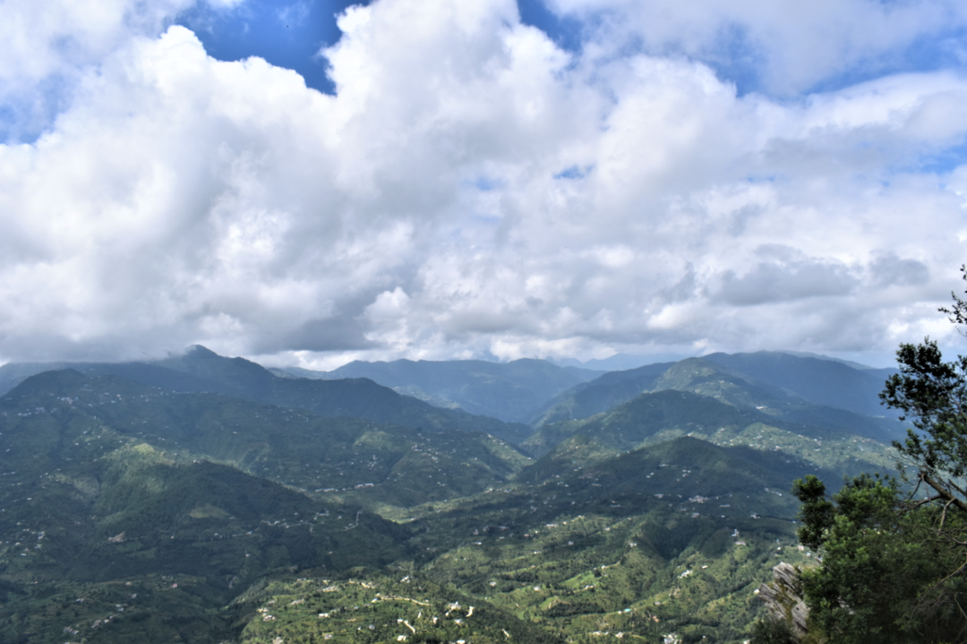 Beautiful Scenary in Mukteshwar_Hilla_swastikstays